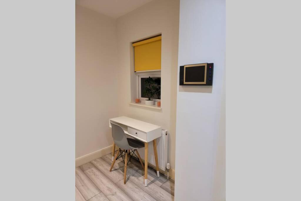 Contemporary 3 Bed Apartment In Hendon Central. المظهر الخارجي الصورة